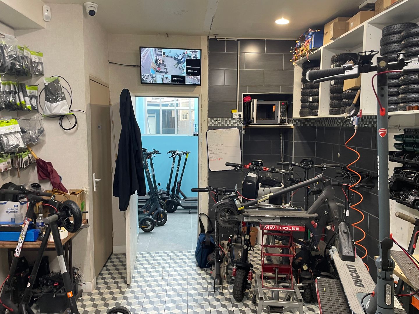 local commercial de 173m², L'Île-Saint-Denis (Seine-Saint-Denis)