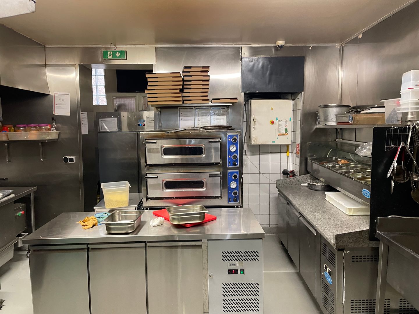 local commercial de 173m², L'Île-Saint-Denis (Seine-Saint-Denis)