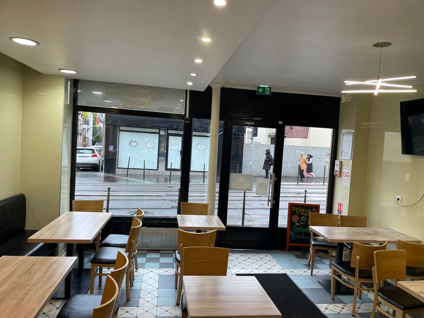 local commercial de 173m², L'Île-Saint-Denis (Seine-Saint-Denis)