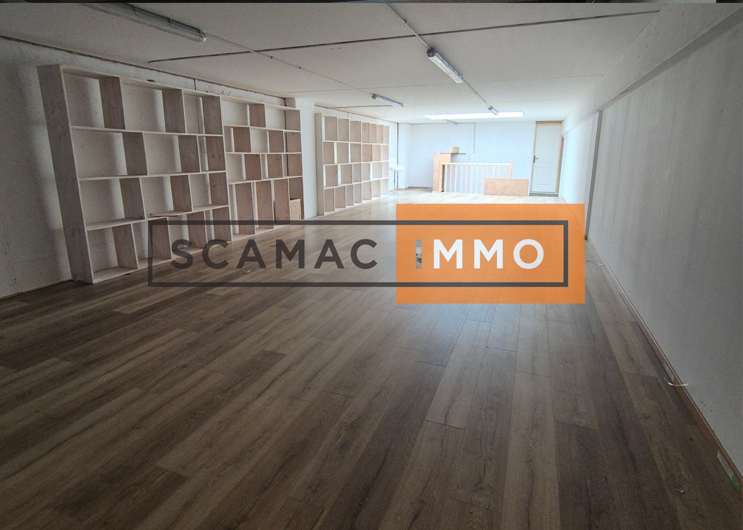 local commercial de 300m², Tremblay-en-France (Seine-Saint-Denis)