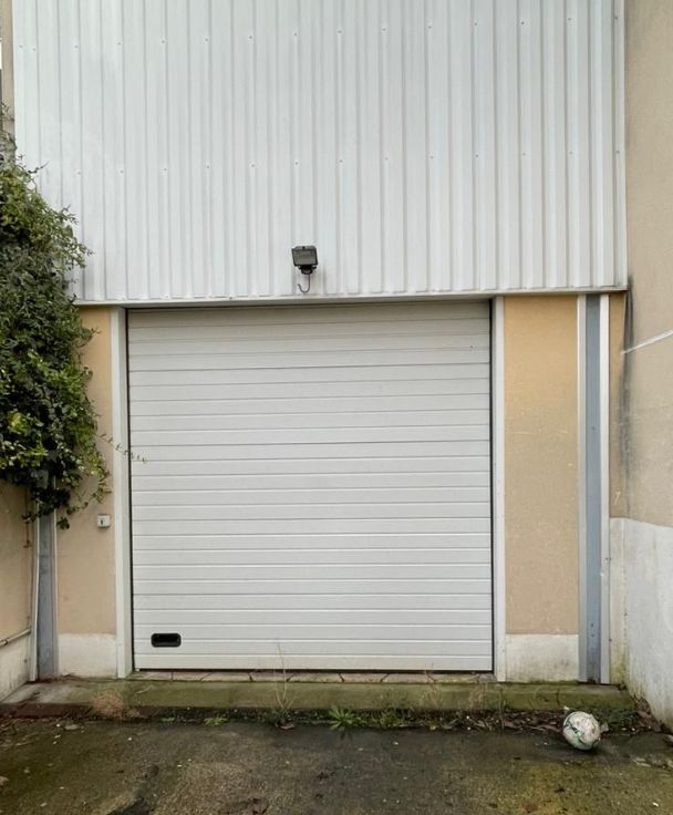 entrepôt de 800m², Argenteuil (Val-d'Oise)