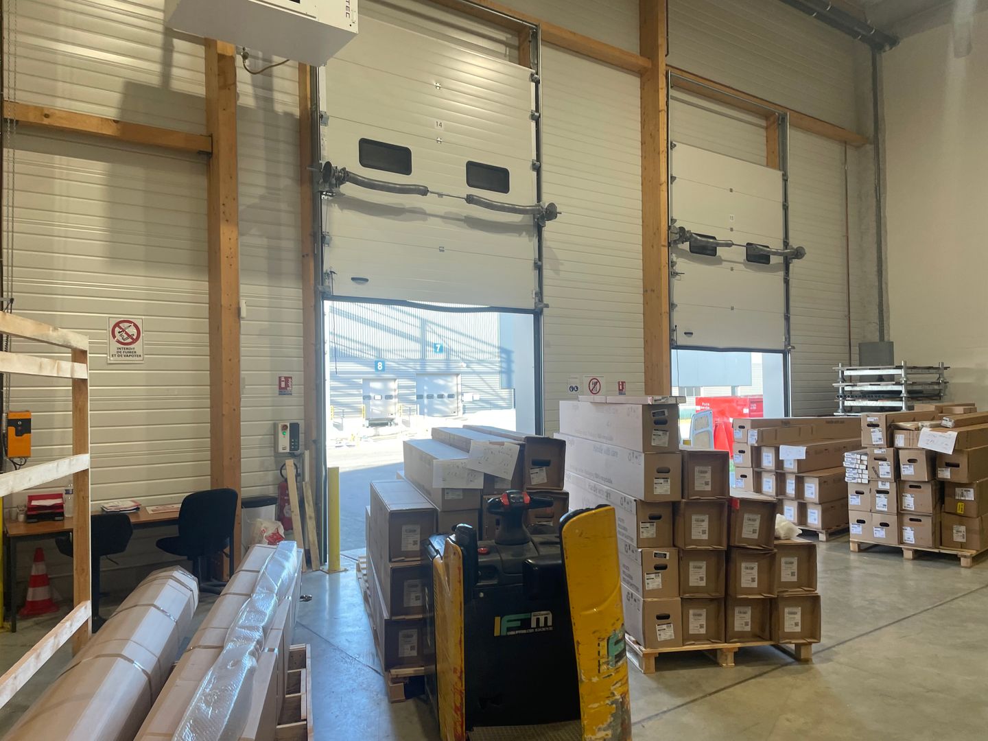 entrepôt de 810m², Louvres (Val-d'Oise)