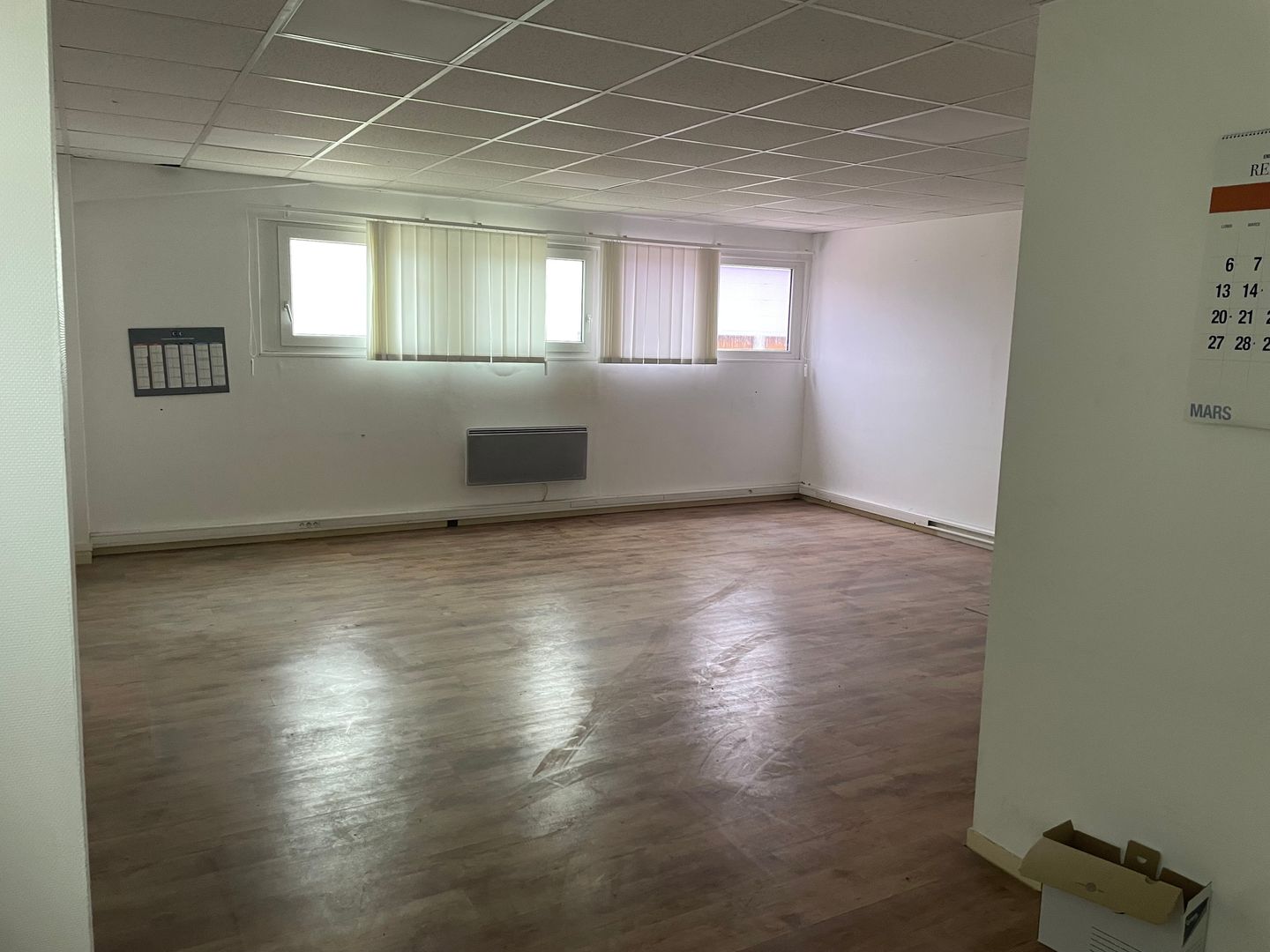local d'activités de 1&nbsp;150m², Saint-Pathus (Seine-et-Marne)