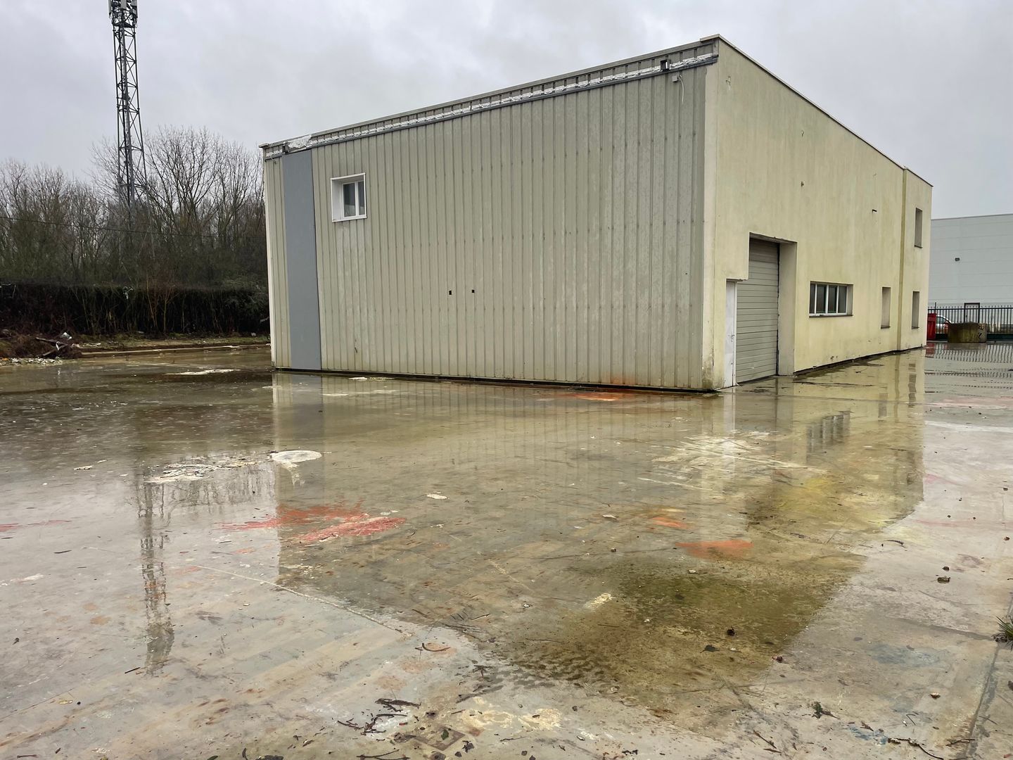 local d'activités de 1&nbsp;150m², Saint-Pathus (Seine-et-Marne)
