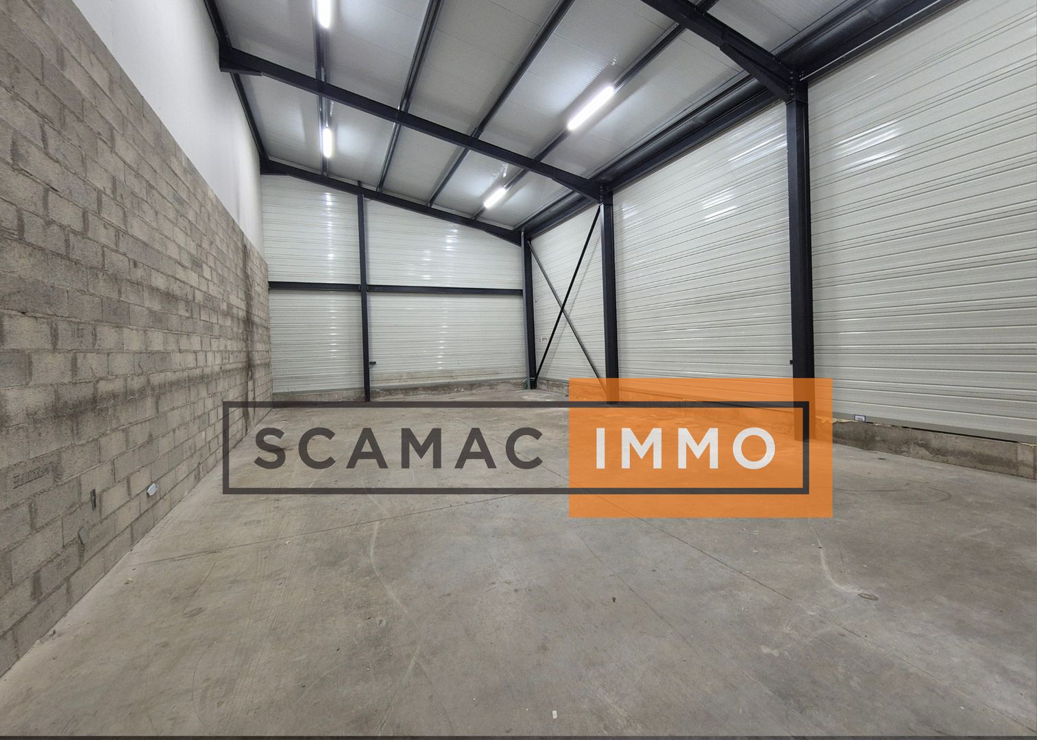 Local d'activités de 205 m², Mitry-Mory