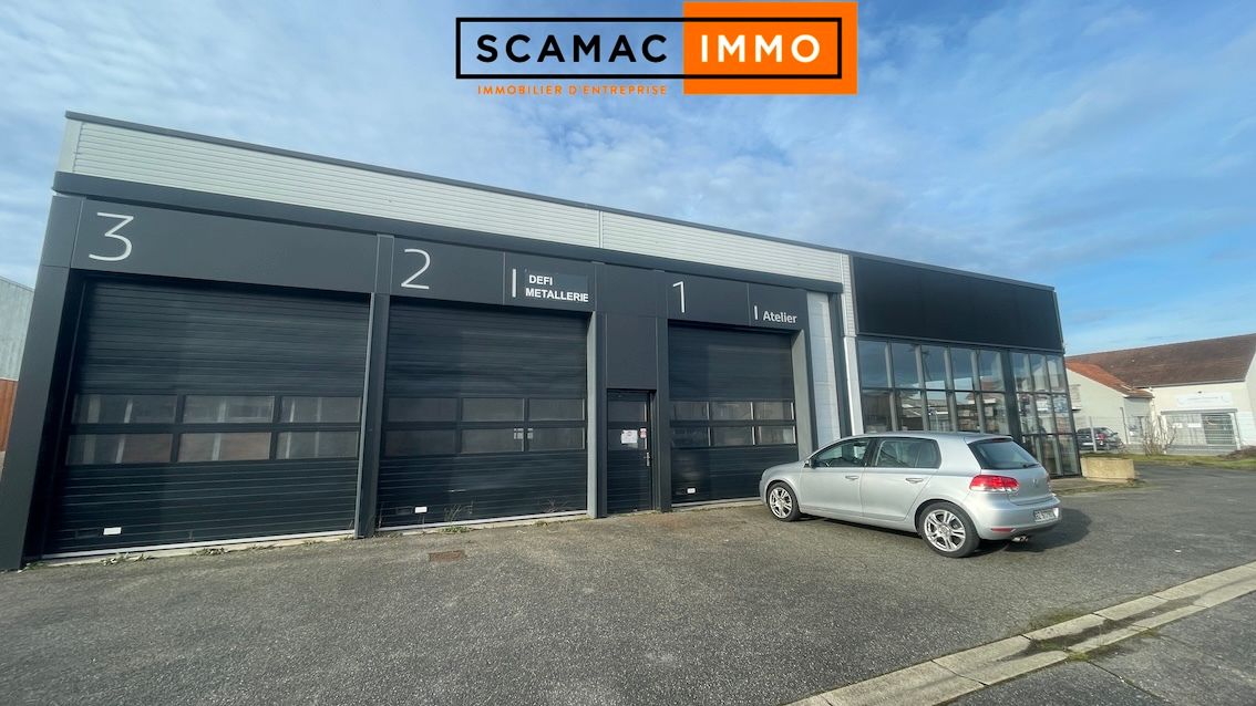locaux mixtes de 625m², Milly-la-Forêt (Essonne)