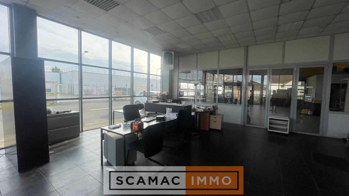 locaux mixtes de 625m², Milly-la-Forêt (Essonne)