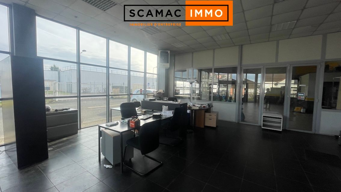 locaux mixtes de 625m², Milly-la-Forêt (Essonne)