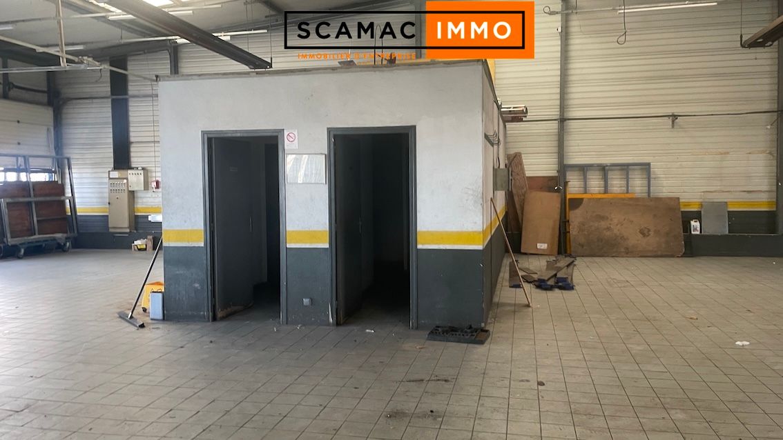 locaux mixtes de 625m², Milly-la-Forêt (Essonne)