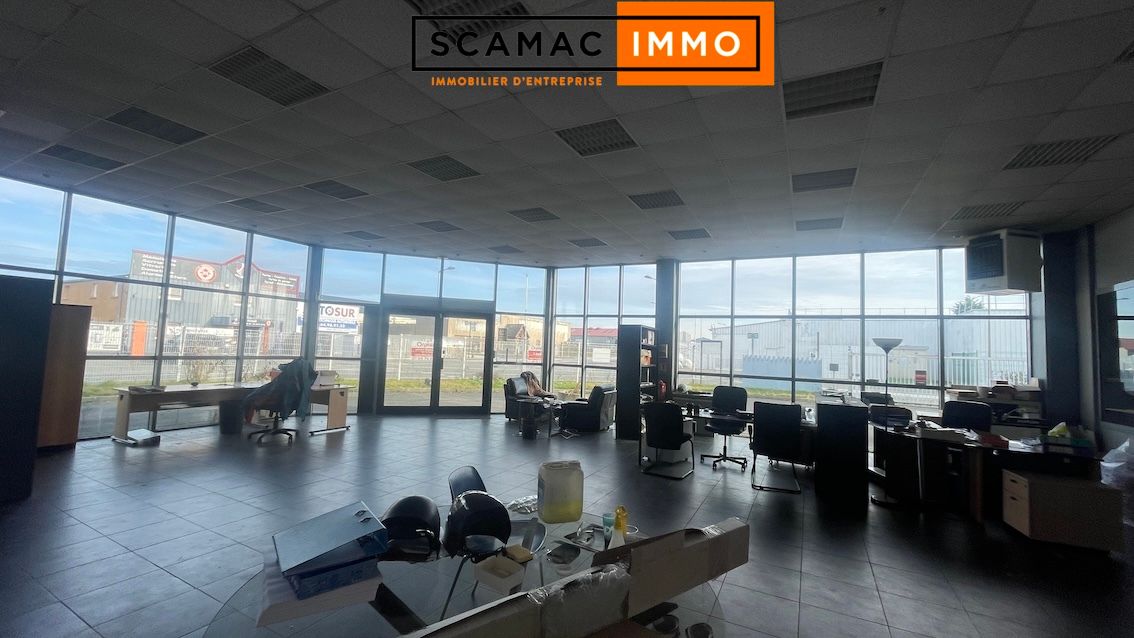 locaux mixtes de 625m², Milly-la-Forêt (Essonne)