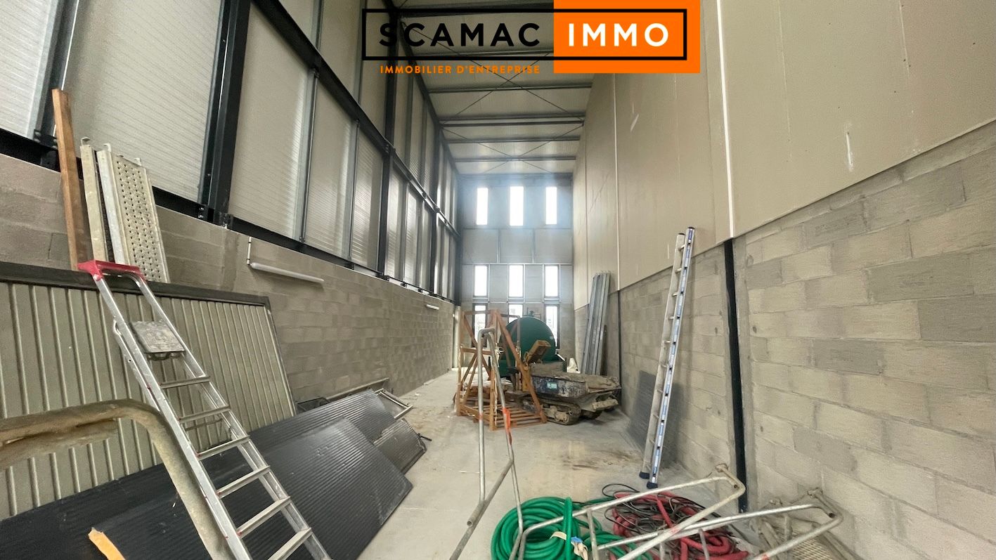 locaux mixtes de 100m², Breuillet (Essonne)