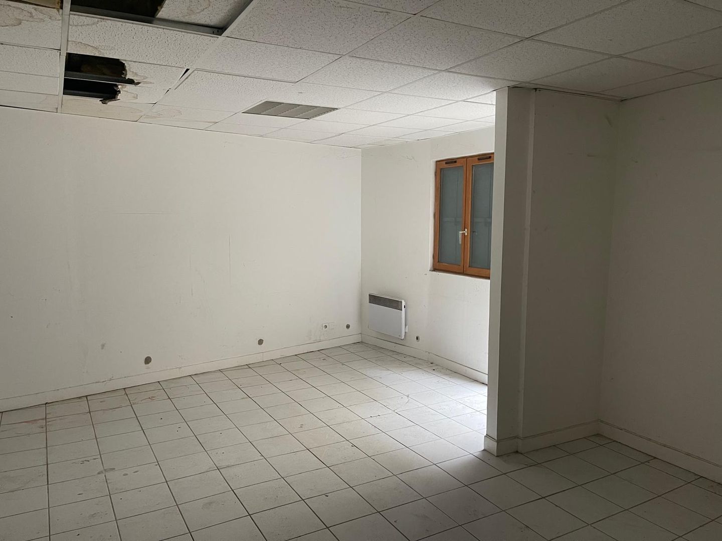 local commercial de m², Saint-Ouen (Seine-Saint-Denis)