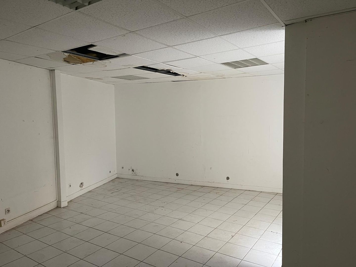 local commercial de m², Saint-Ouen (Seine-Saint-Denis)