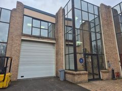 entrepôt de 1&nbsp;253m², Le Thillay (Val-d'Oise)