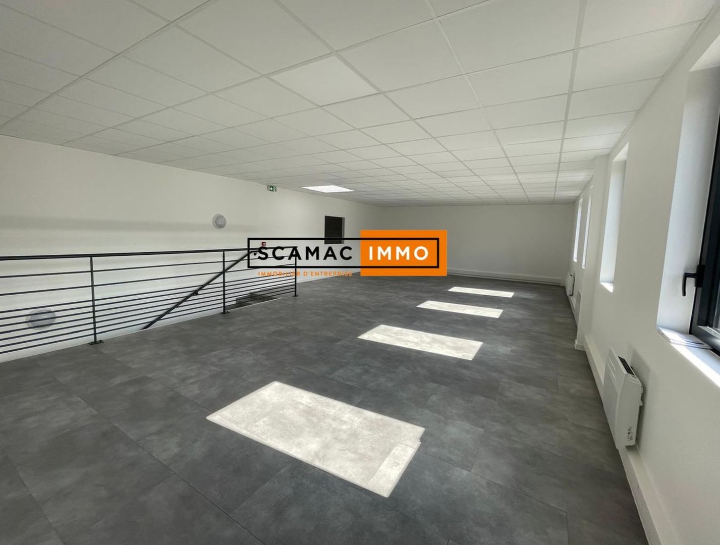 entrepôt de 268m², Cergy (Val-d'Oise)