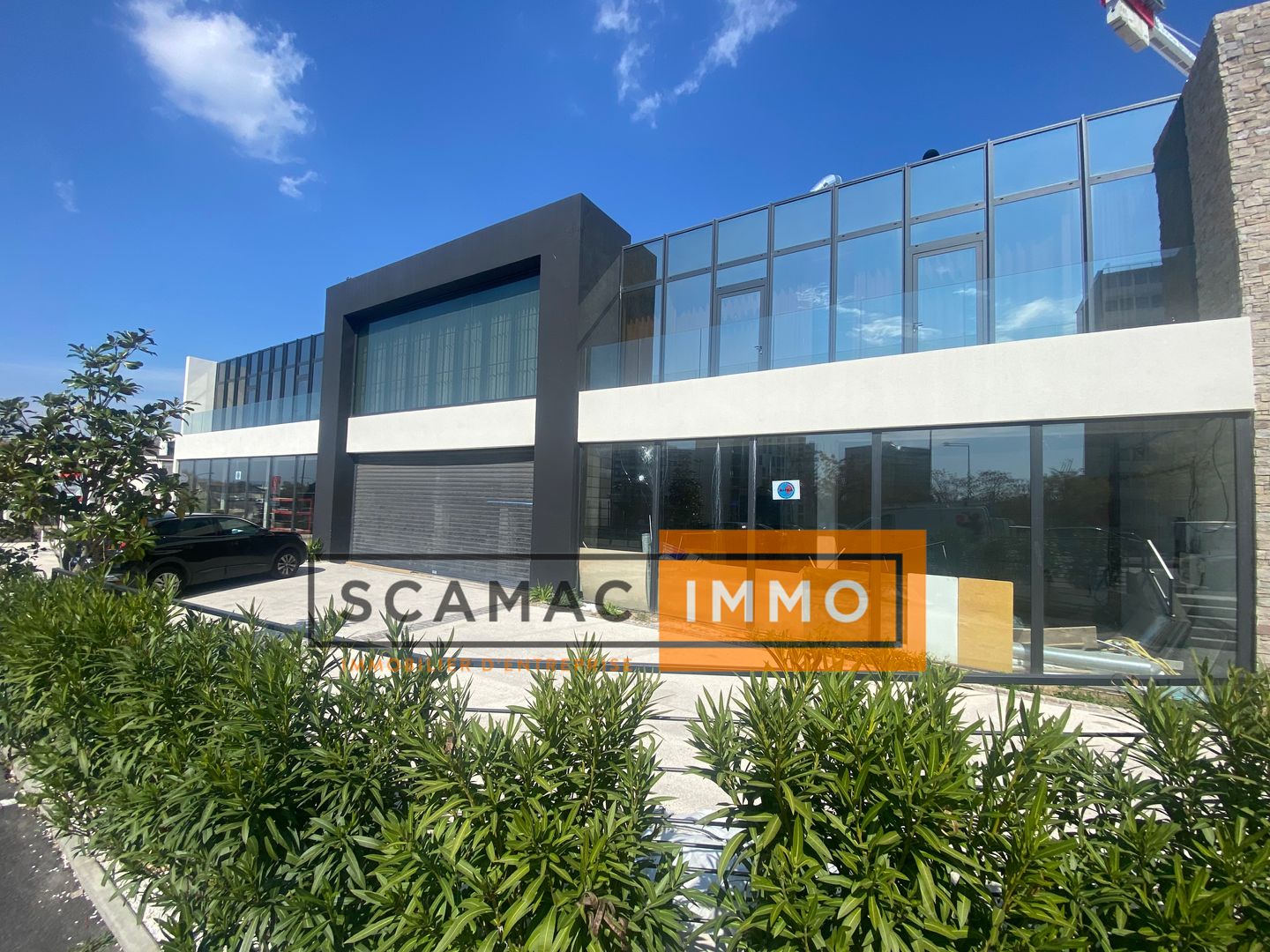 Local d'activités de 208 m², Marseille 14