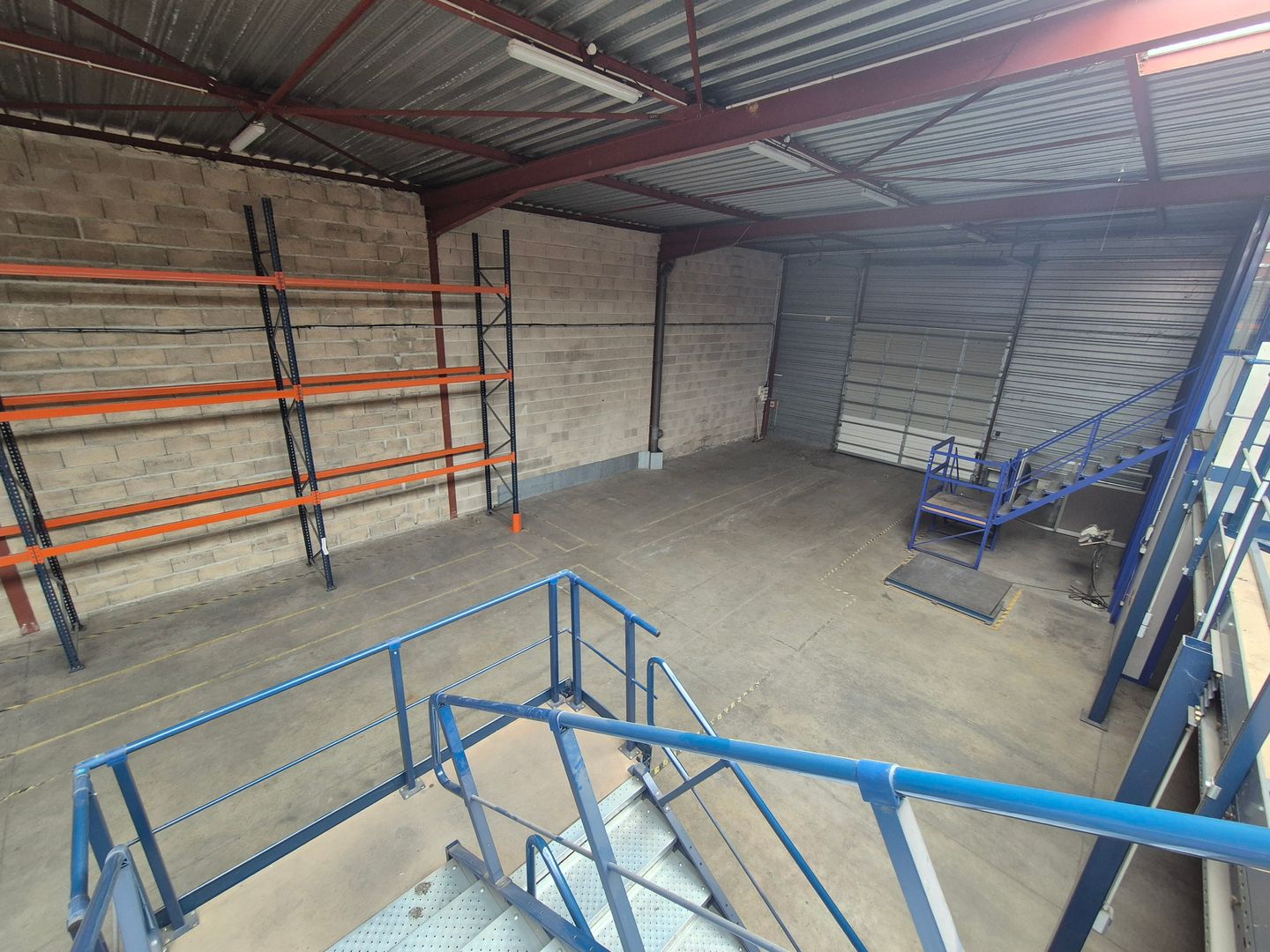 local d'activités de 370m², Saint-Soupplets (Seine-et-Marne)