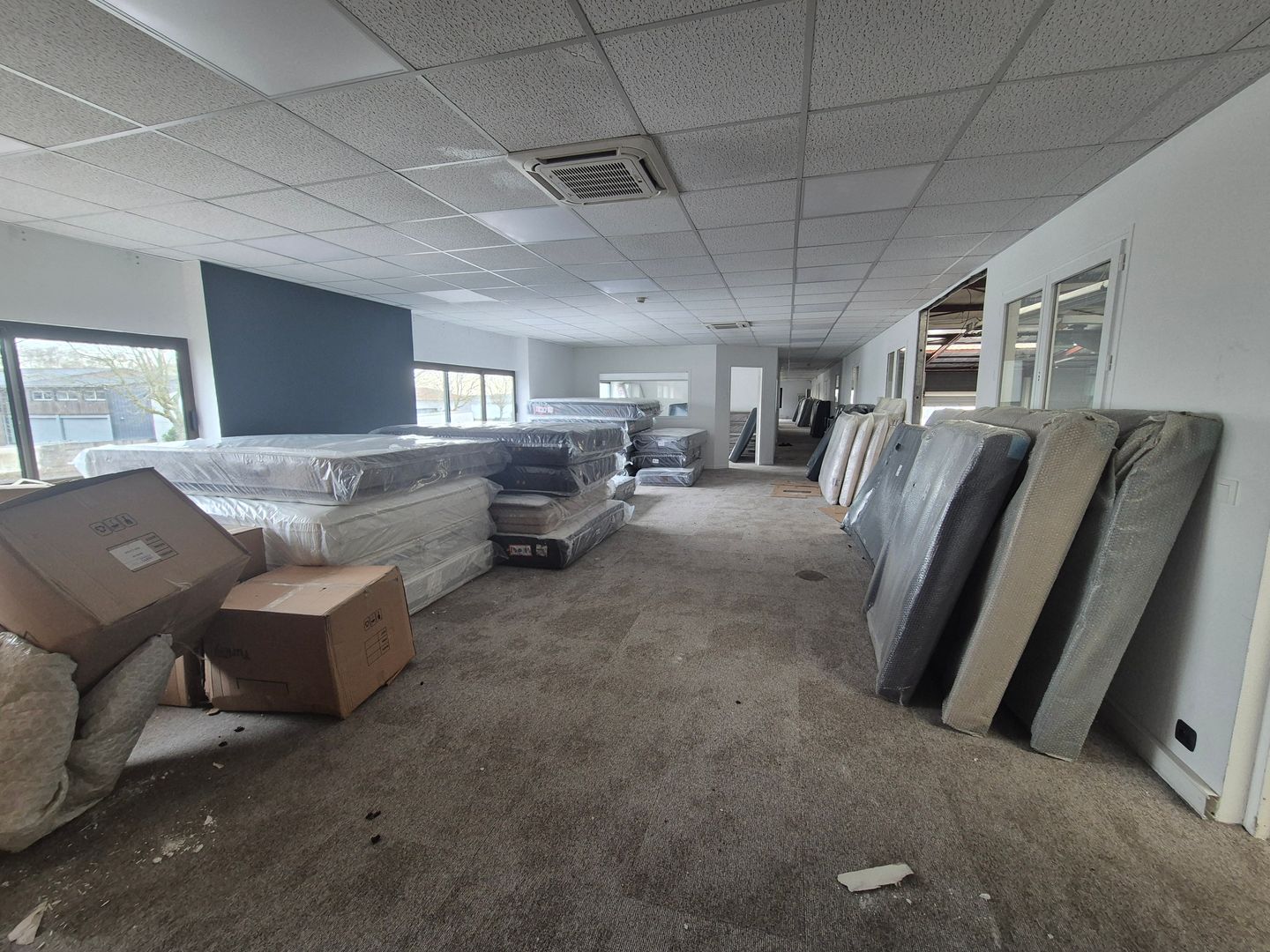 local d'activités de 611m², Saint-Soupplets (Seine-et-Marne)