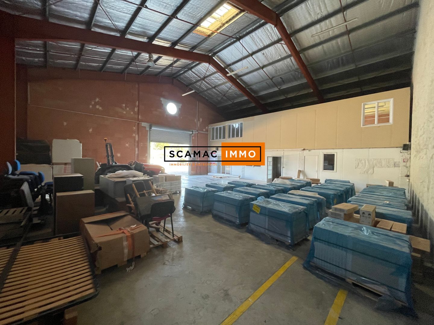 entrepôt de 428m², Pignans (Var)