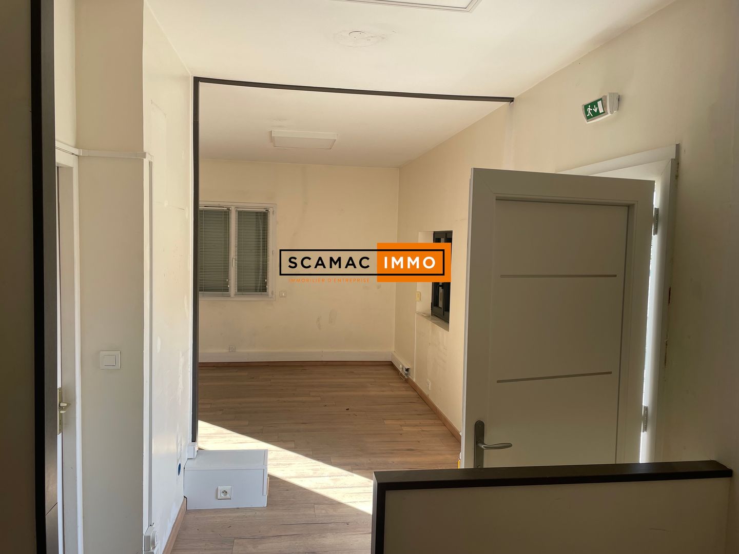 entrepôt de 428m², Pignans (Var)