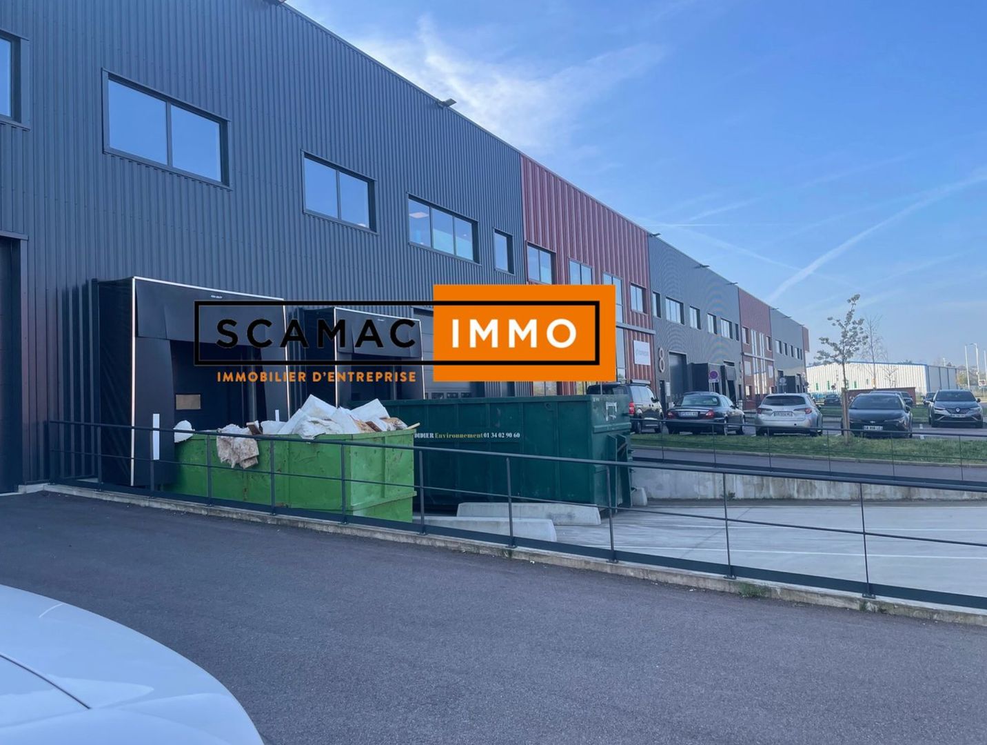 local d'activités de 1 211m², Saint-Ouen-l'Aumône (Val-d'Oise)