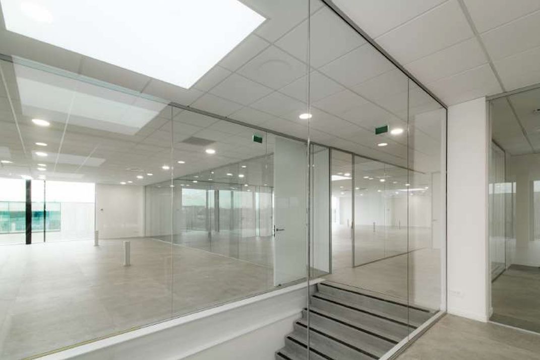 entrepôt de 1&nbsp;082m², Le Mesnil-Amelot (Seine-et-Marne)
