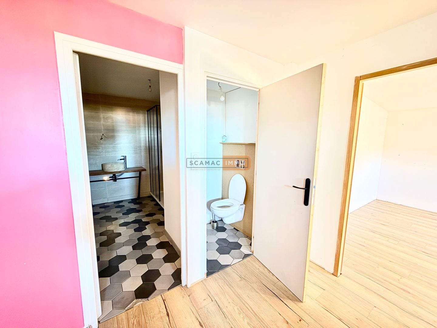 local d'activités de 461m², Trans-en-Provence (Var)