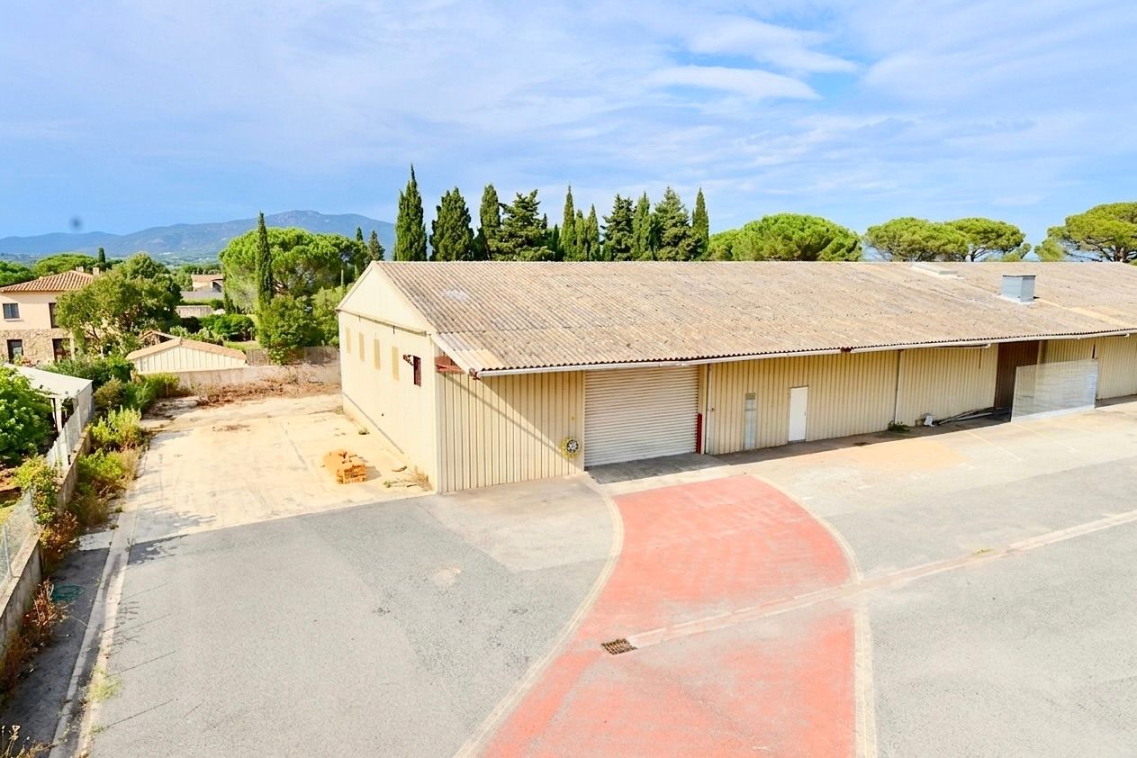 local d'activités de 515m², Fréjus (Var)