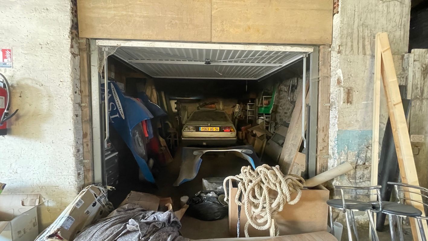 locaux mixtes de 740m², Méréville (Essonne)