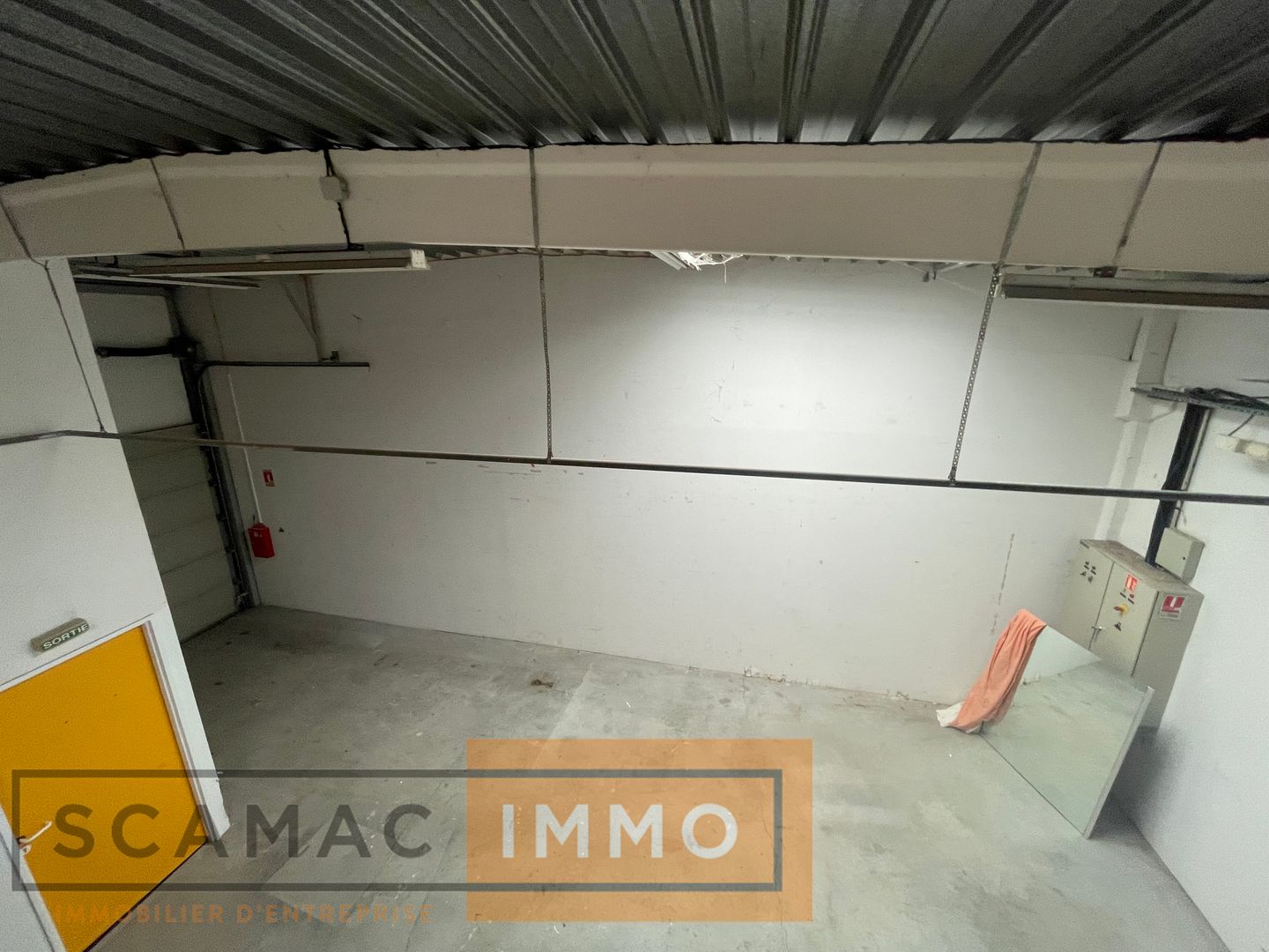 local d'activités de 250m², Bondoufle (Essonne)