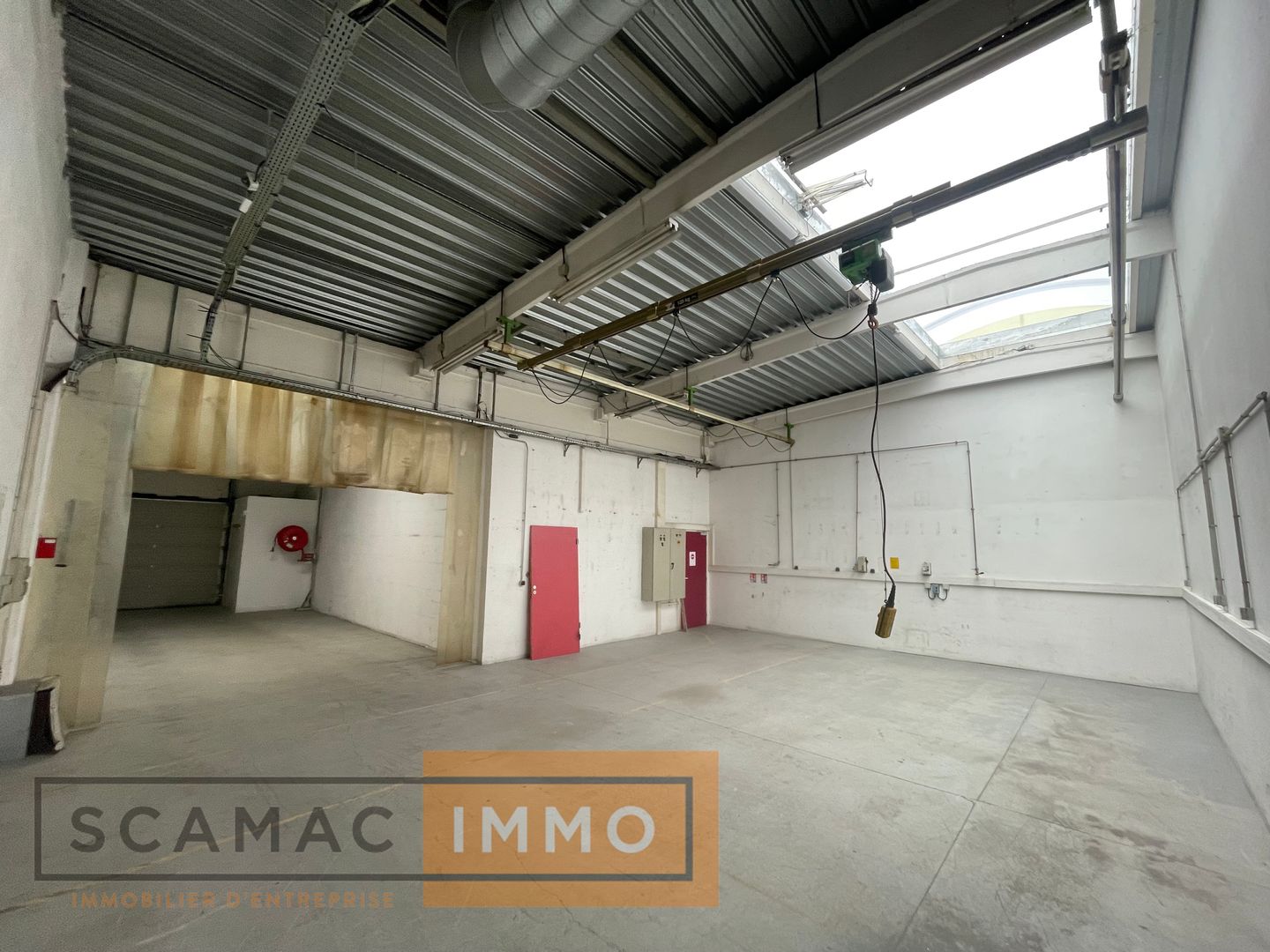 local d'activités de 400m², Bondoufle (Essonne)