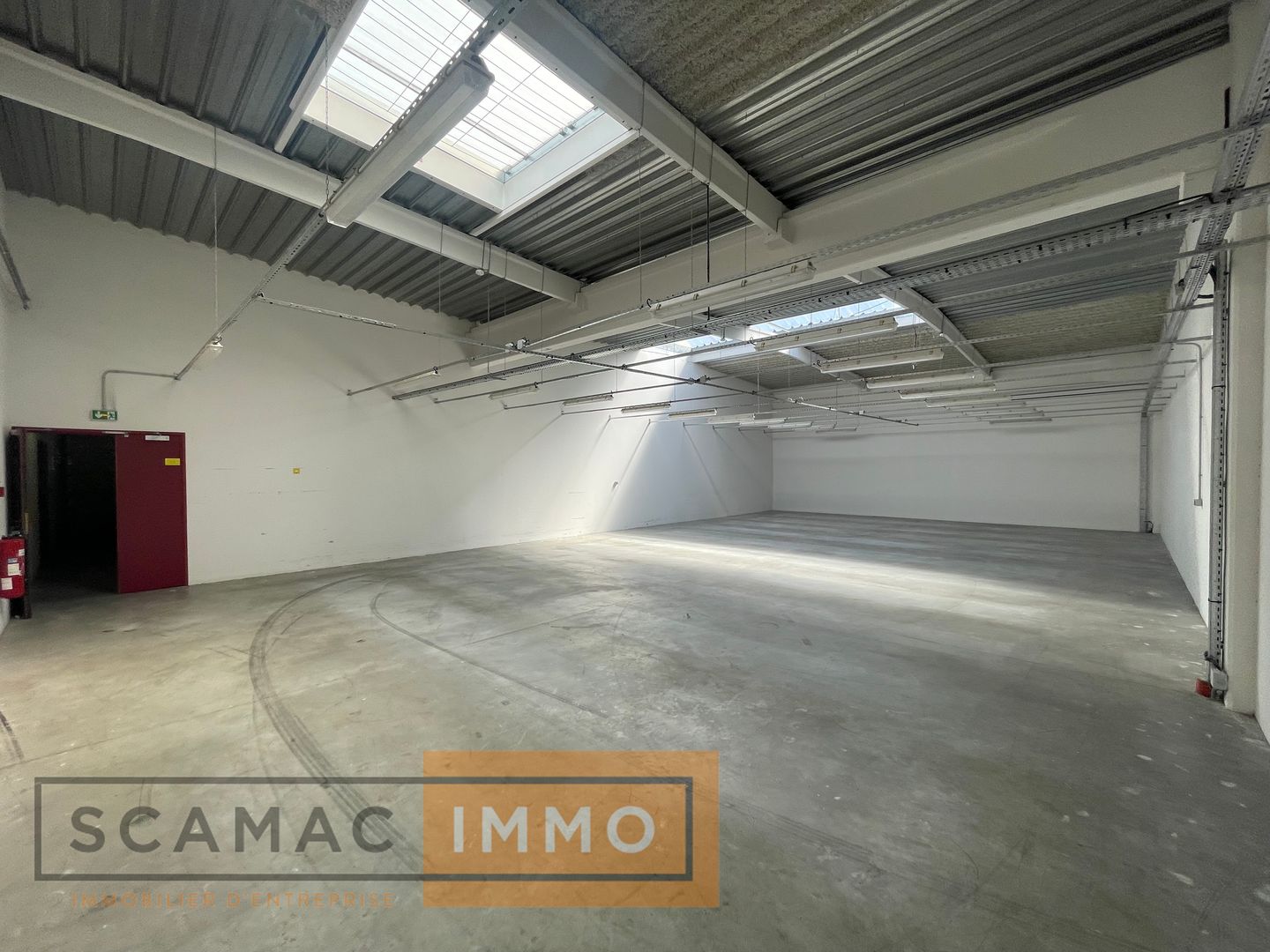 local d'activités de 365m², Bondoufle (Essonne)