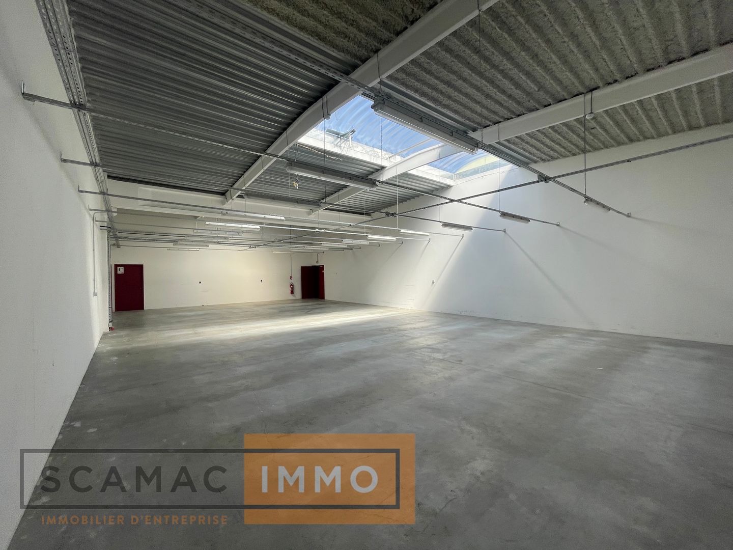 local d'activités de 365m², Bondoufle (Essonne)