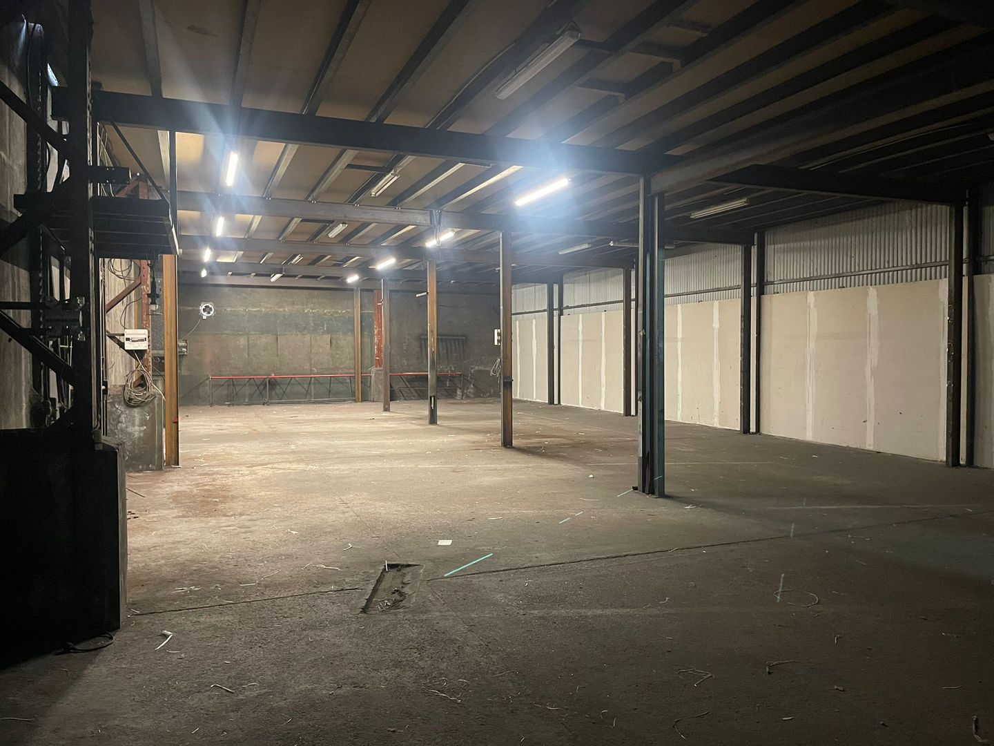 entrepôt de 240m², Aubervilliers (Seine-Saint-Denis)