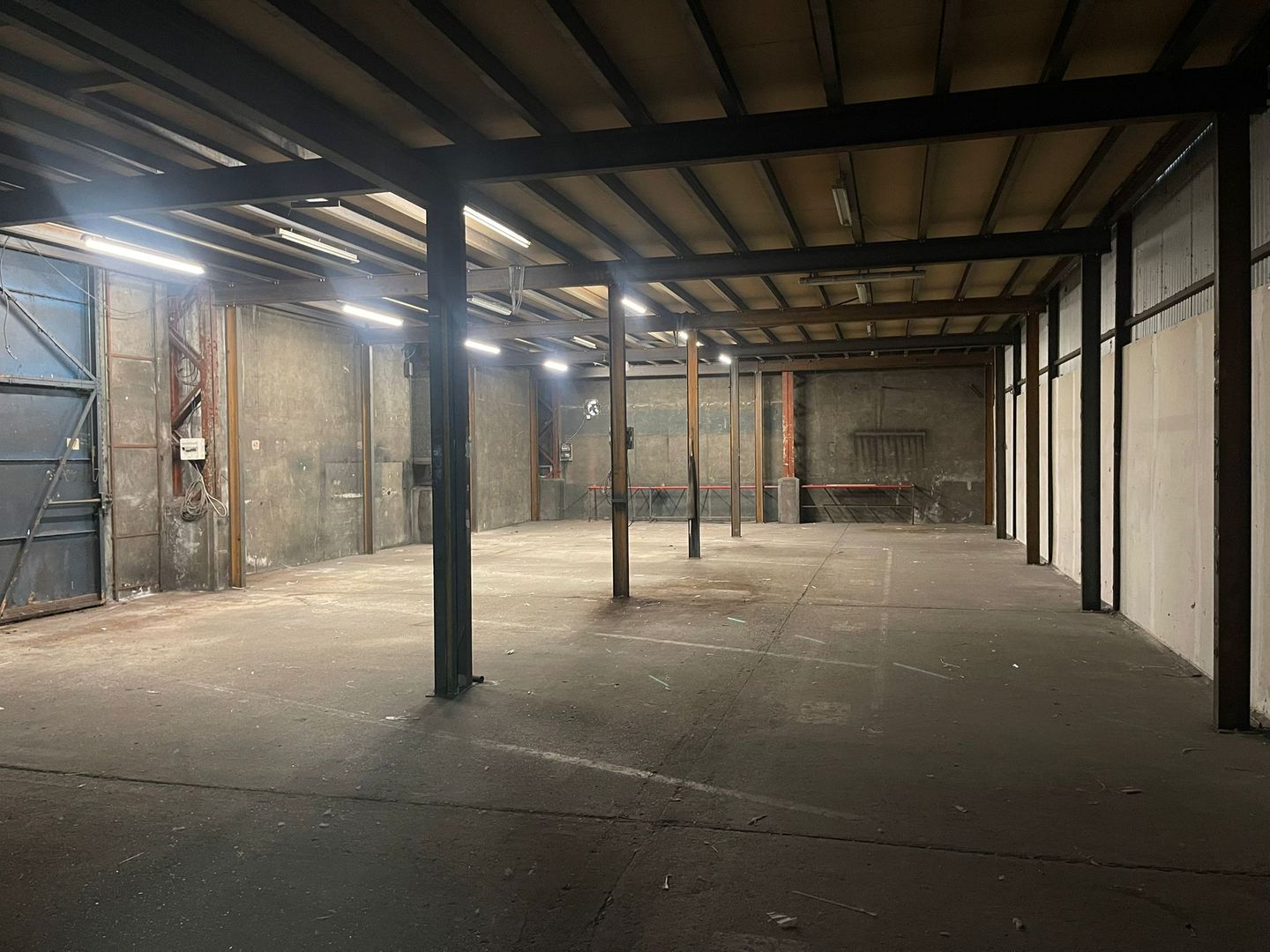 entrepôt de 240m², Aubervilliers (Seine-Saint-Denis)