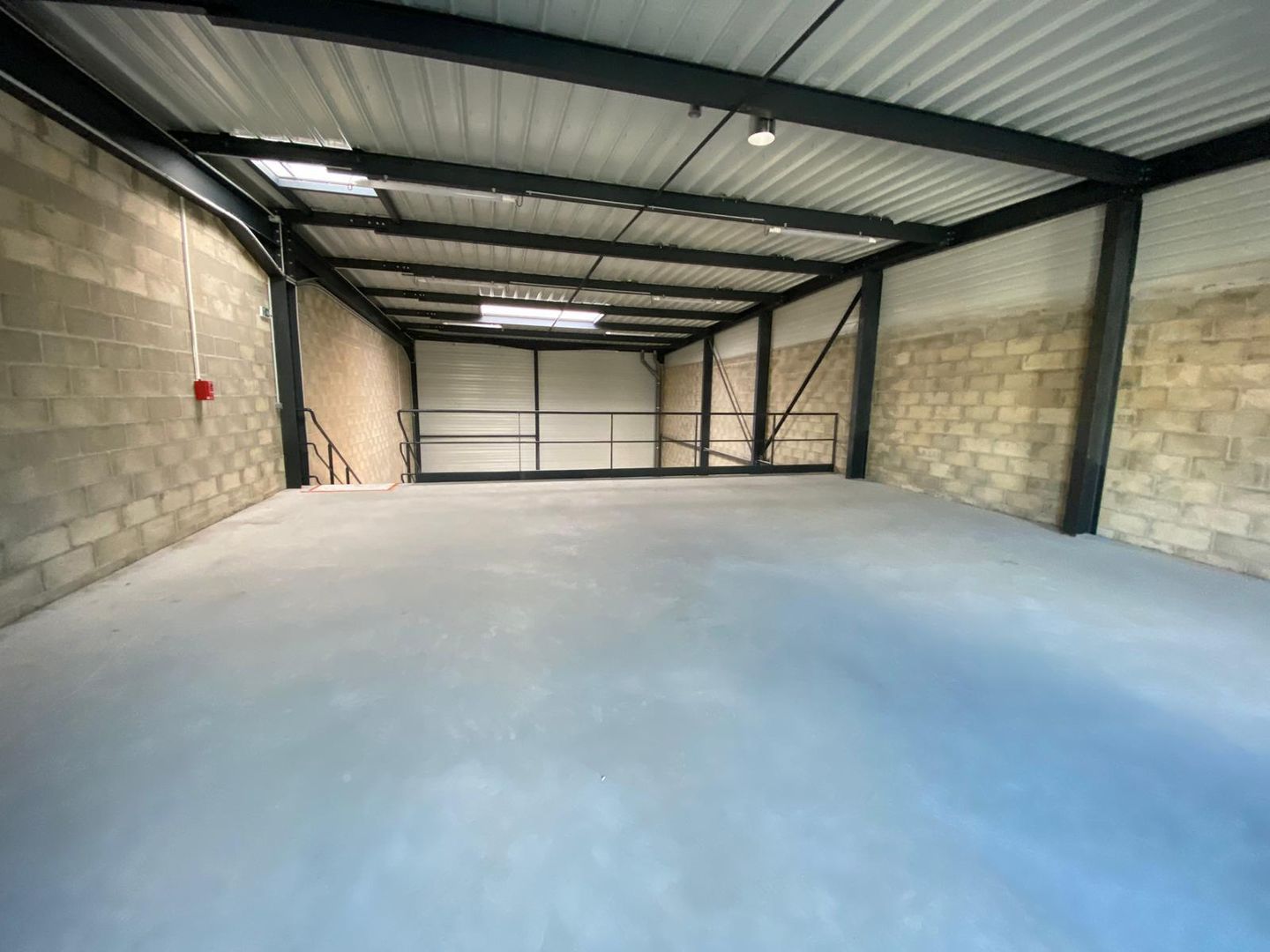 atelier de 270m², Montmagny (Val-d'Oise)