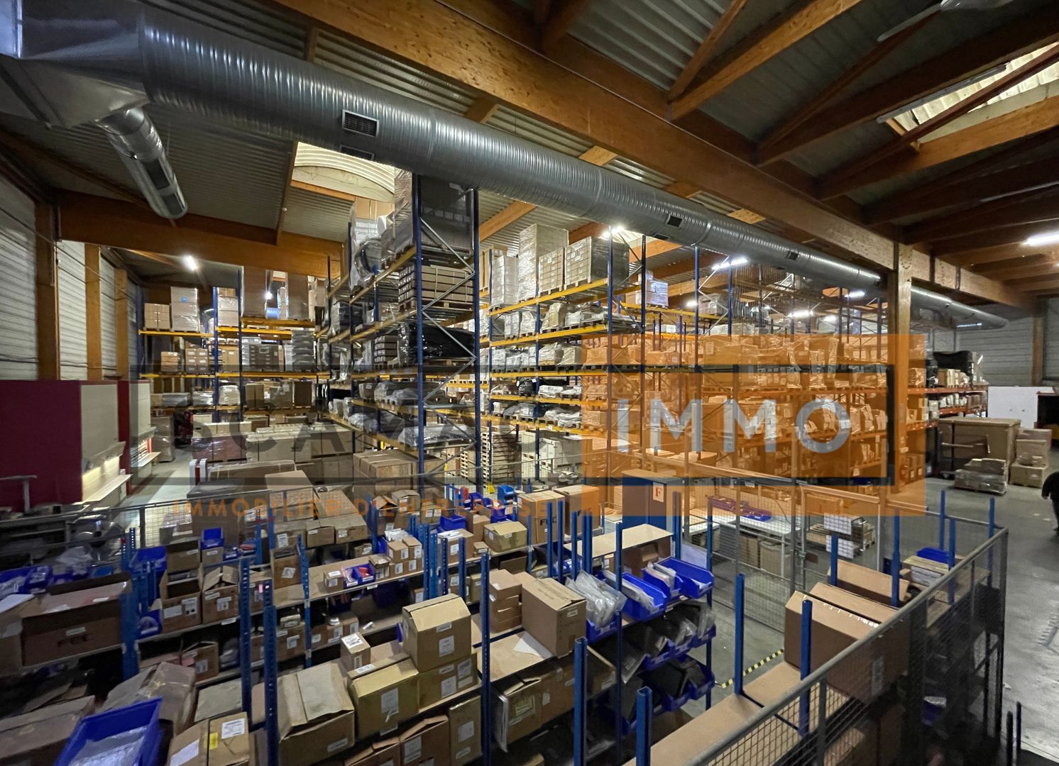 local d'activités de 4&nbsp;638m², Saint-Thibault-des-Vignes (Seine-et-Marne)