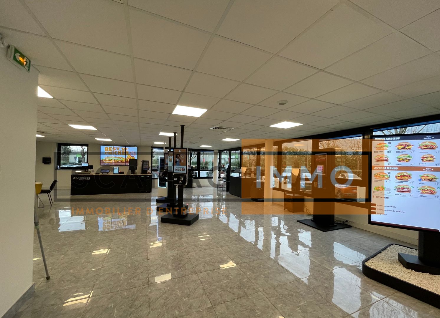 local d'activités de 4&nbsp;638m², Saint-Thibault-des-Vignes (Seine-et-Marne)