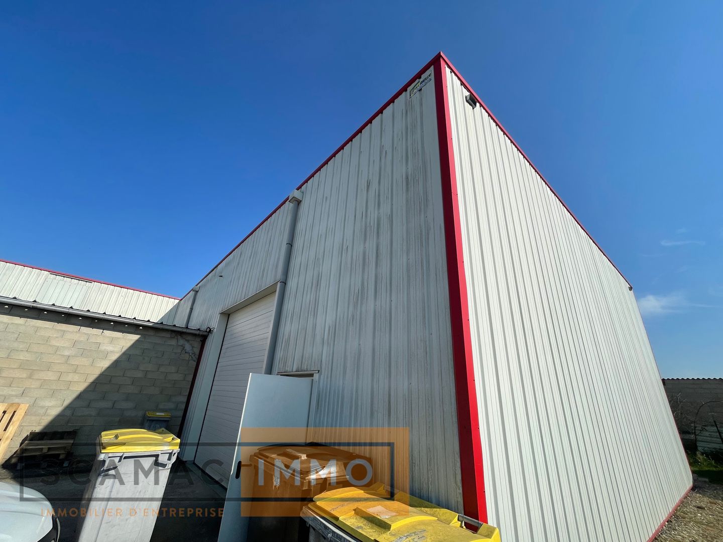 local commercial de 430m², Boissise-le-Roi (Seine-et-Marne)