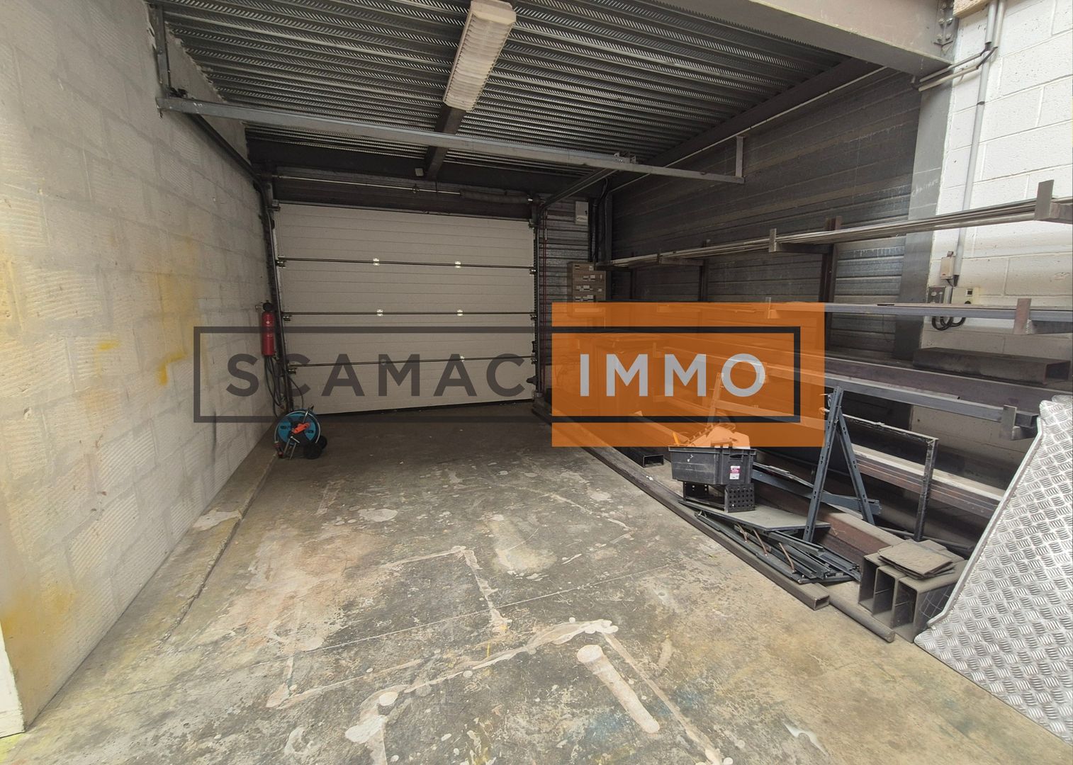 locaux mixtes de 155m², Moussy-le-Neuf (Seine-et-Marne)