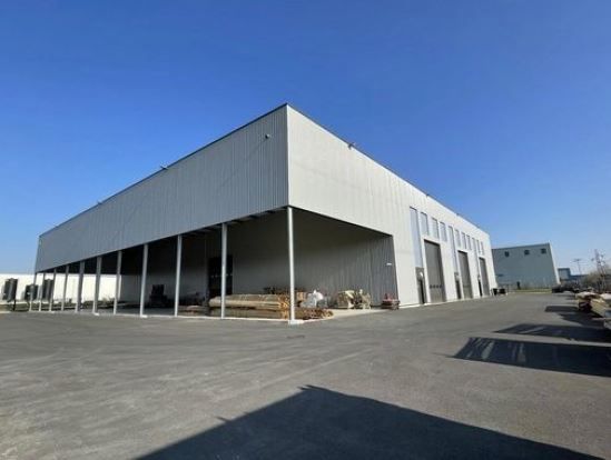 local d'activités de 2&nbsp;508m², Villenoy (Seine-et-Marne)