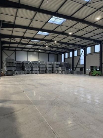 local d'activités de 2&nbsp;508m², Villenoy (Seine-et-Marne)
