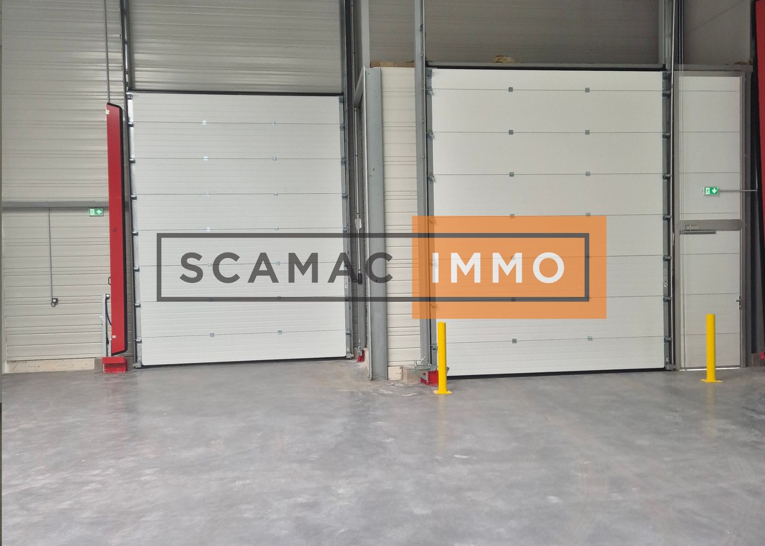 local d'activités de 938m², Le Mesnil-Amelot (Seine-et-Marne)
