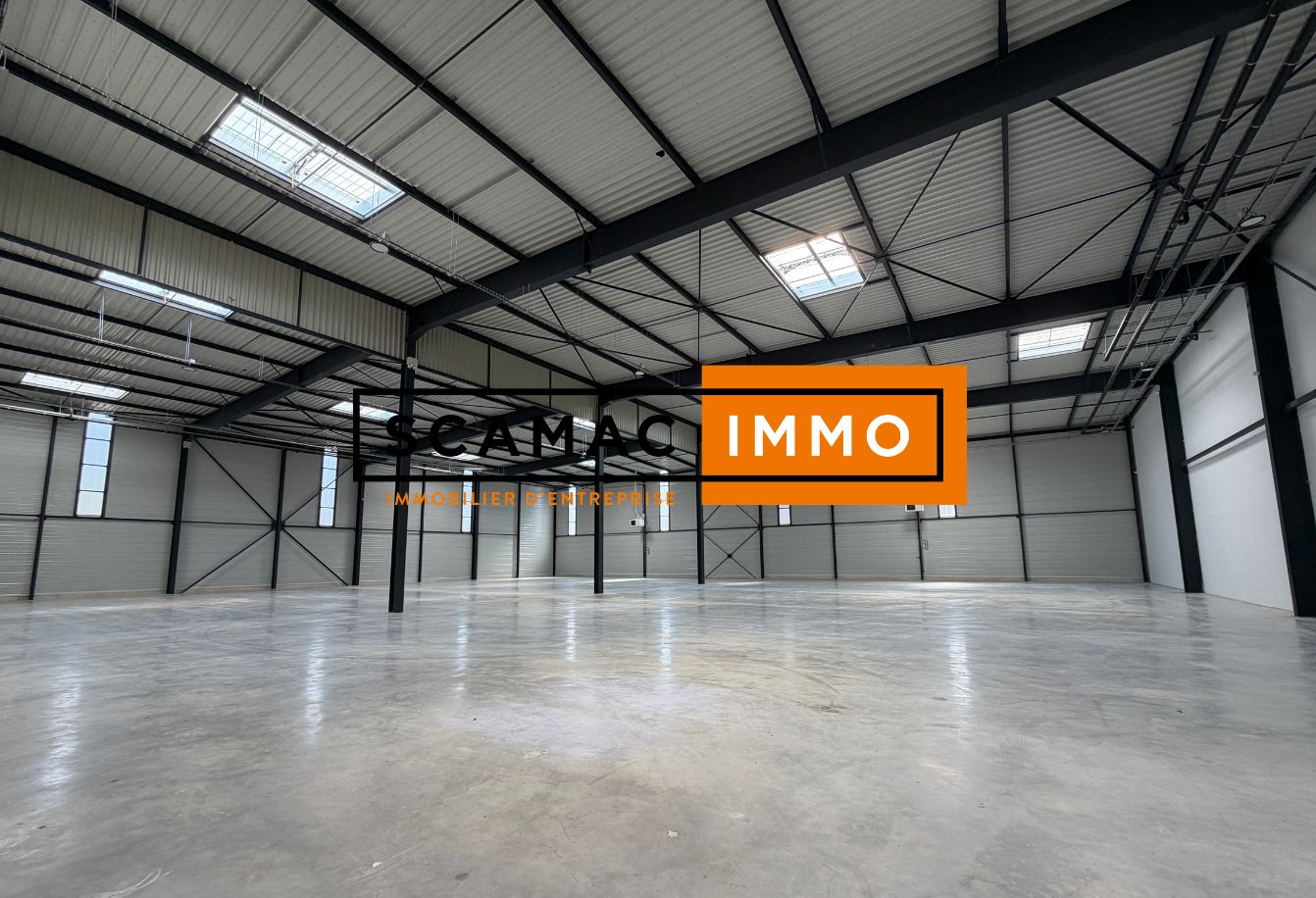 local d'activités de 2 635m², Aulnay-sous-Bois (Seine-Saint-Denis)