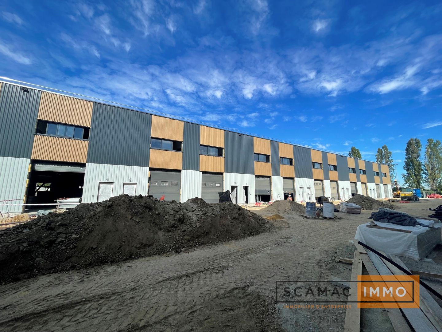 entrepôt de 120m², Morangis (Essonne)