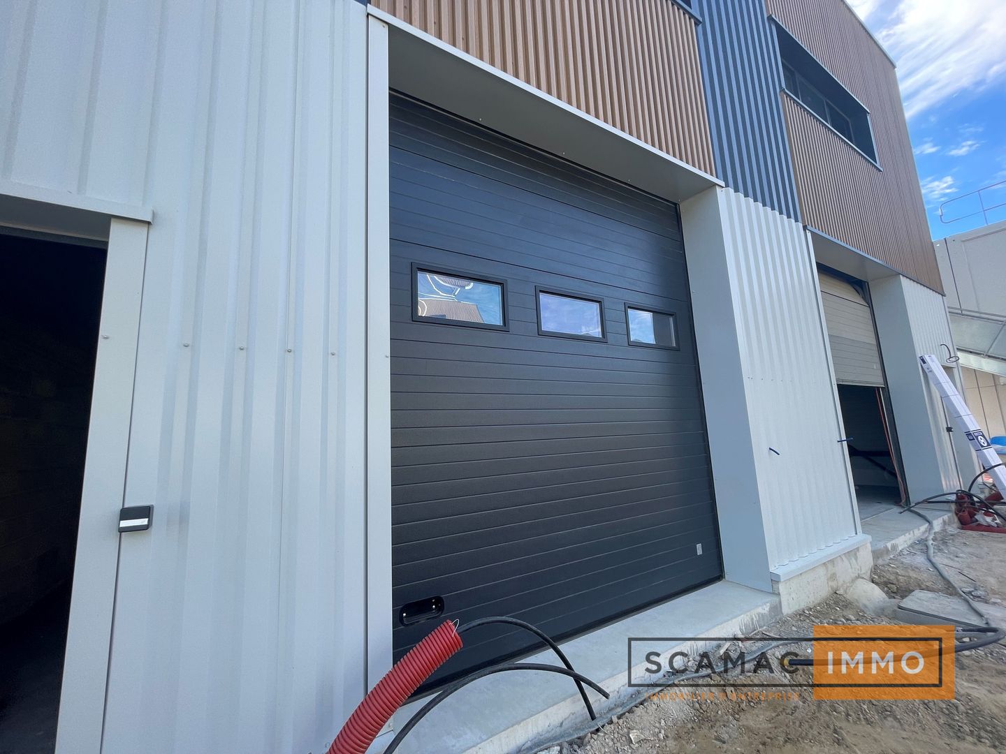 entrepôt de 120m², Morangis (Essonne)