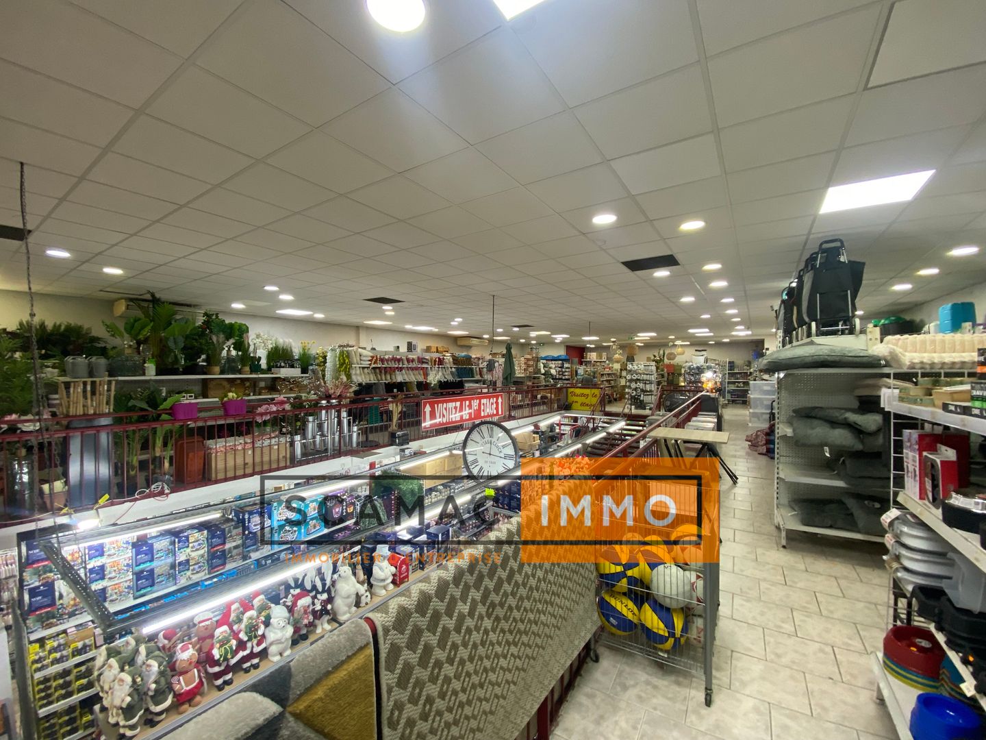 local commercial de 687m², Marseille 12 (Bouches-du-Rhône)