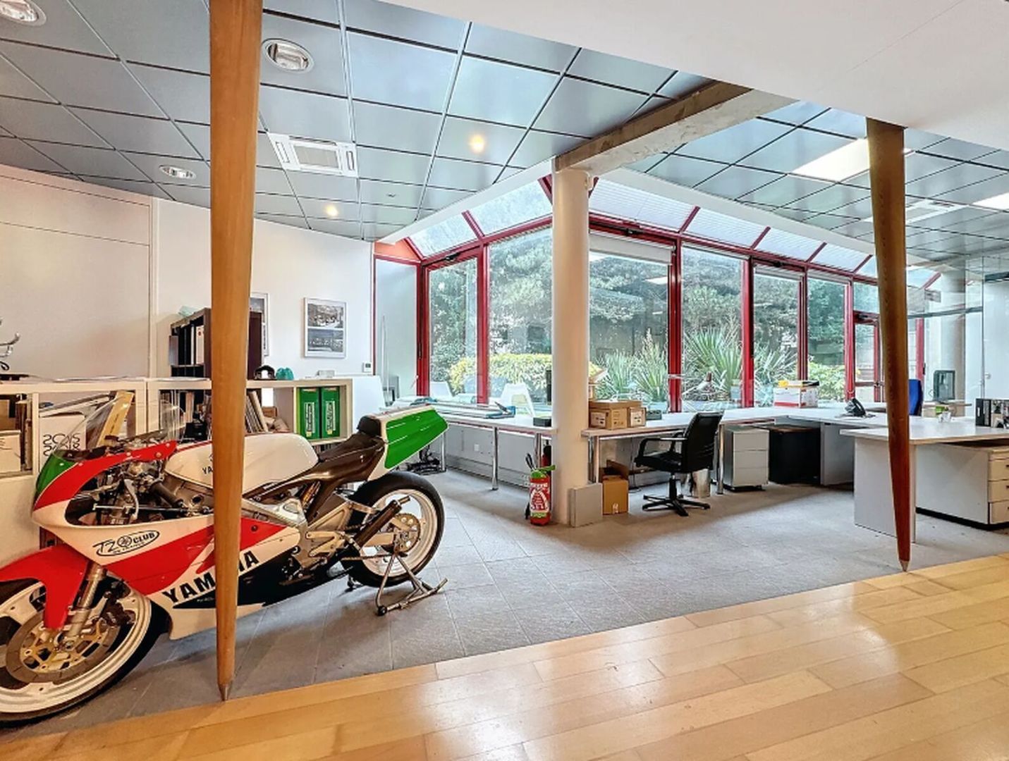 bureau de 236m², Châtillon (Hauts-de-Seine)