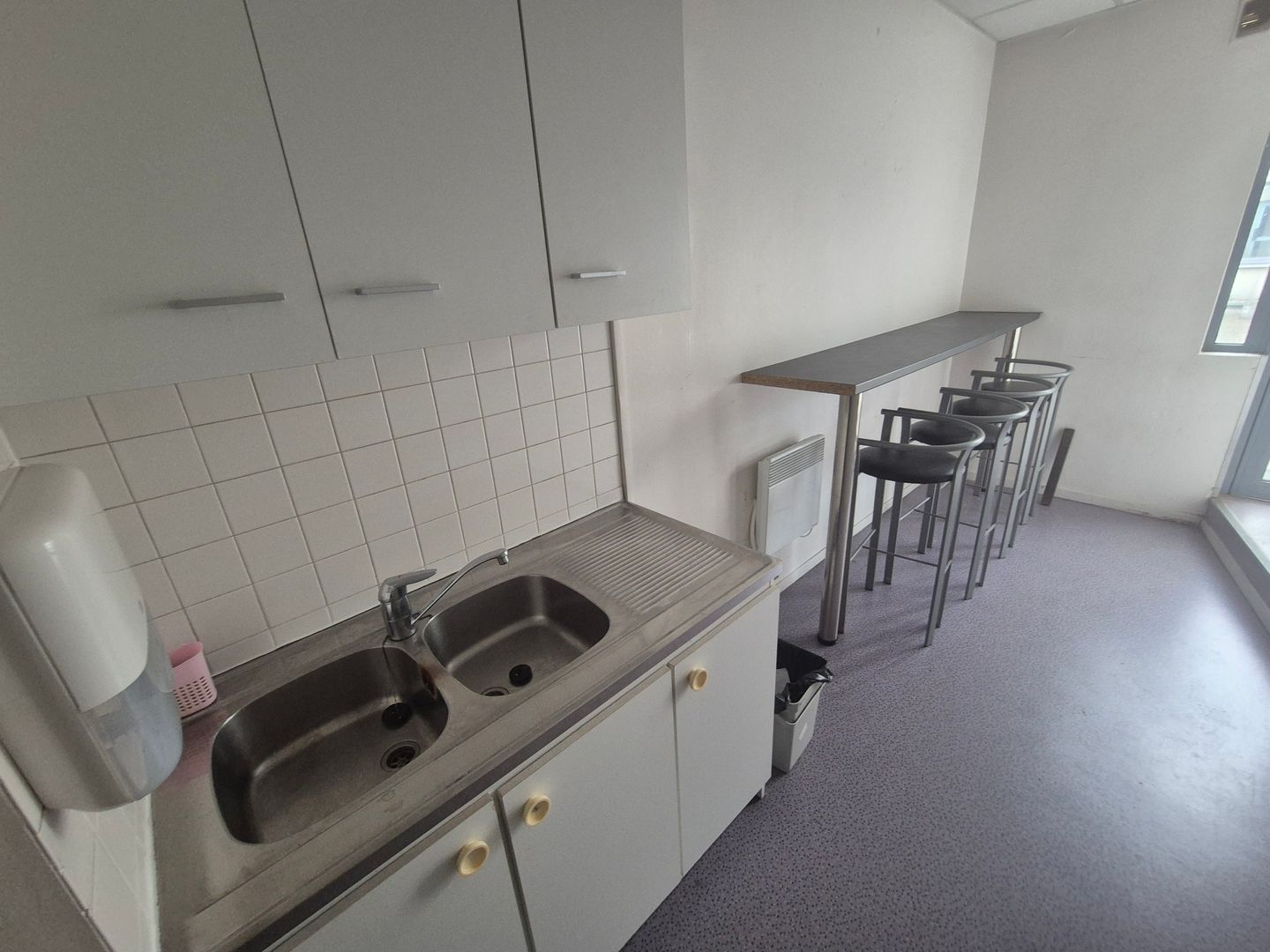 bureau de 270m², Roissy-en-France (Val-d'Oise)