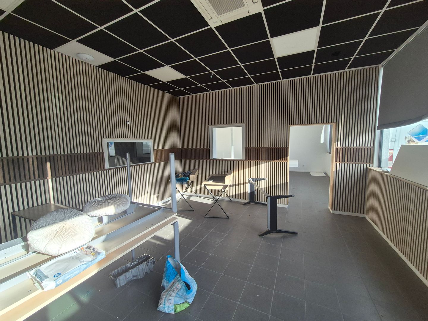 local d'activités de 1 170m², Gonesse (Val-d'Oise)